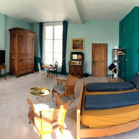 Bed and Breakfast Le Grand Barrois Crecy-la-Chapelle Exterior foto