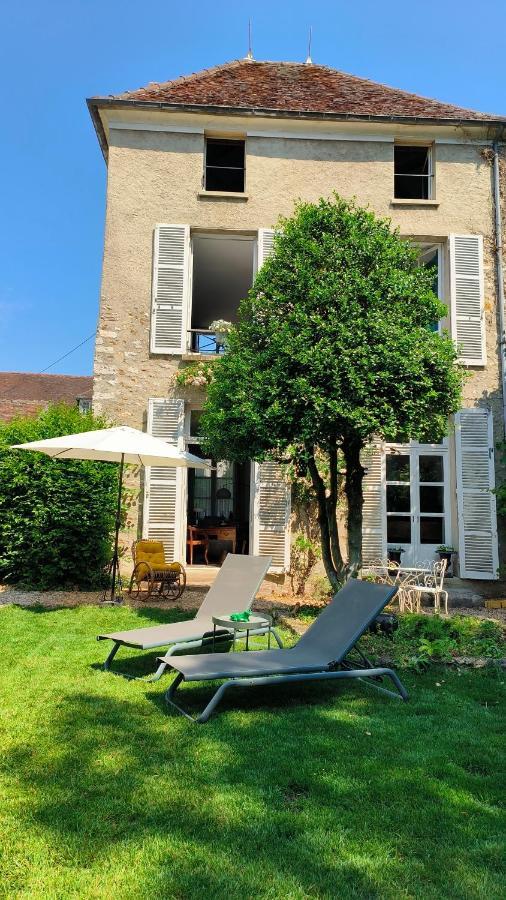 Bed and Breakfast Le Grand Barrois Crecy-la-Chapelle Exterior foto